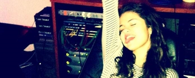 138TwitterSelena (1)