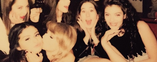 InstagramSelena884k