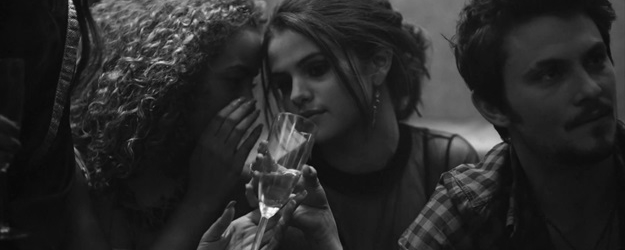Selena_Gomez_-_The_Heart_Wants_What_It_Wants_28Official_Video29_3493